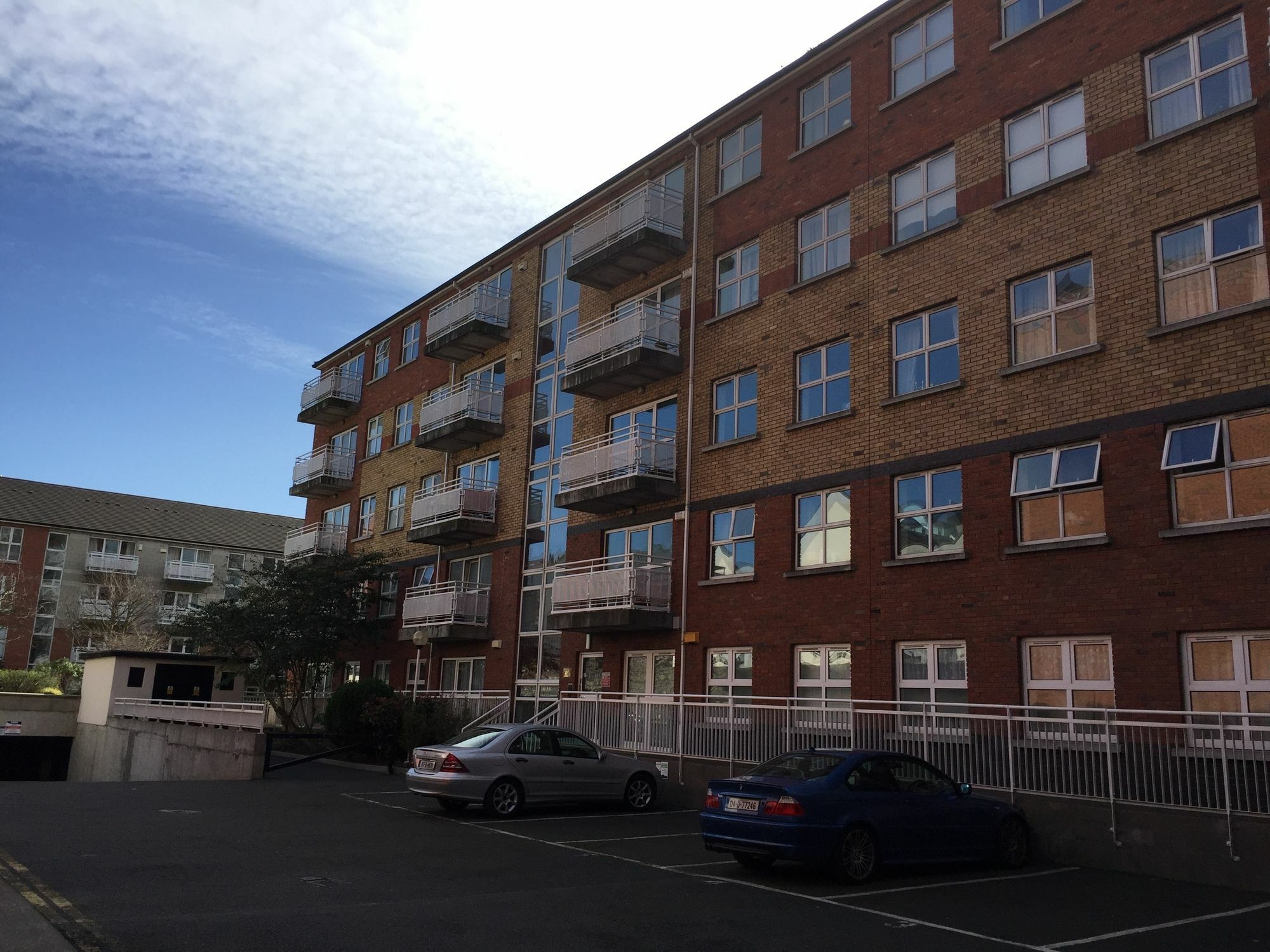 The Windmill Apartment Dublin Exterior photo